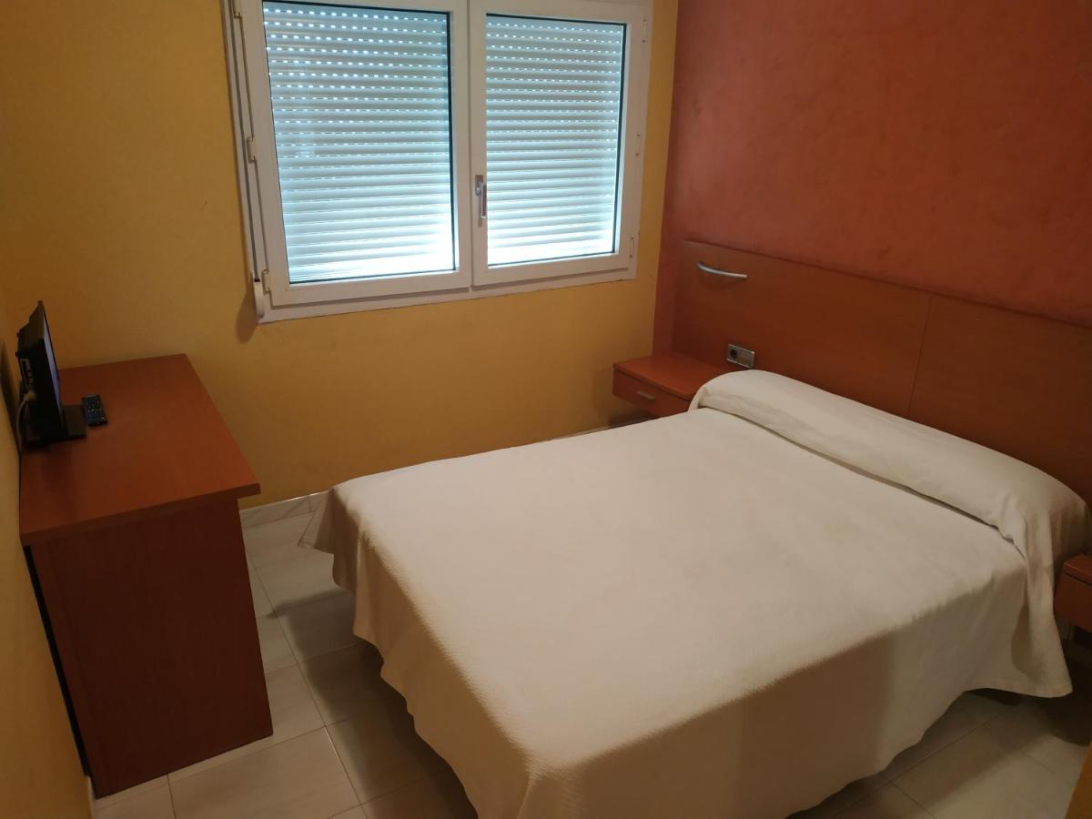 Hotel Dinajan 비야누에바 데 아로사 외부 사진