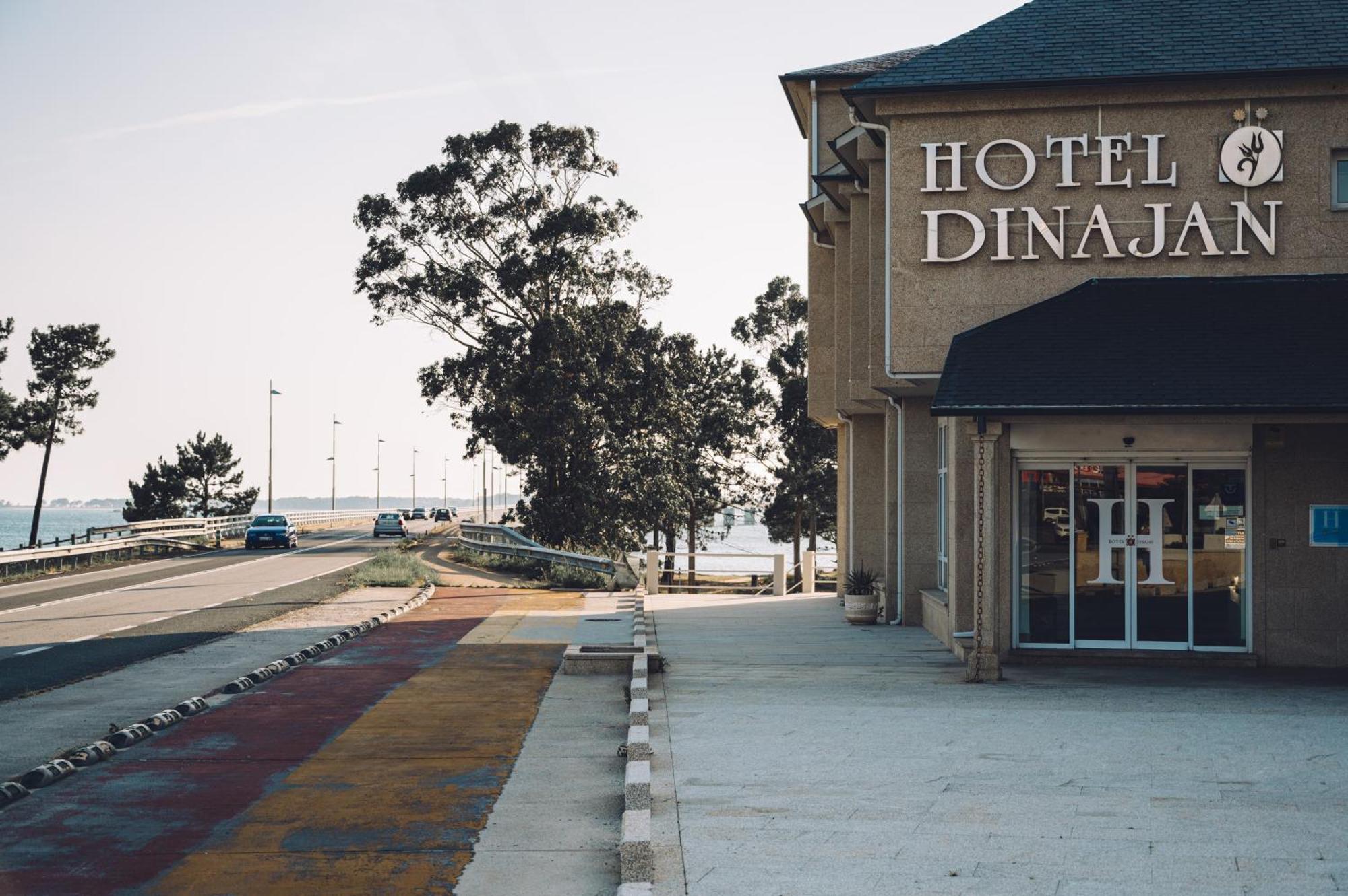 Hotel Dinajan 비야누에바 데 아로사 외부 사진